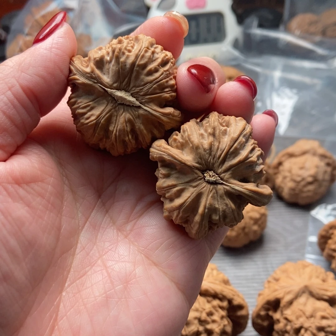 L***.吊坠文玩核桃核桃