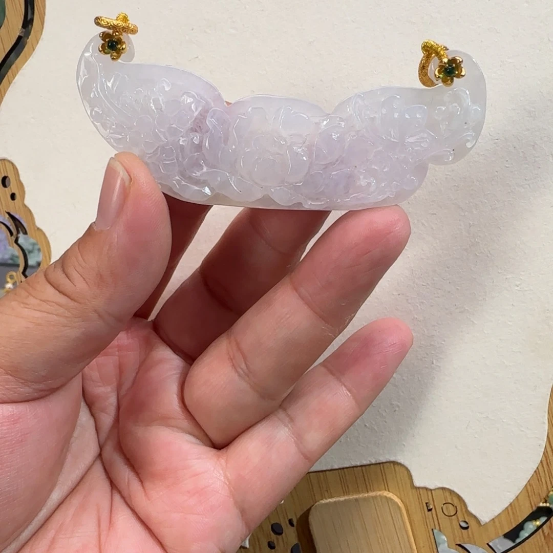 翡翠颈饰未镶嵌仿古