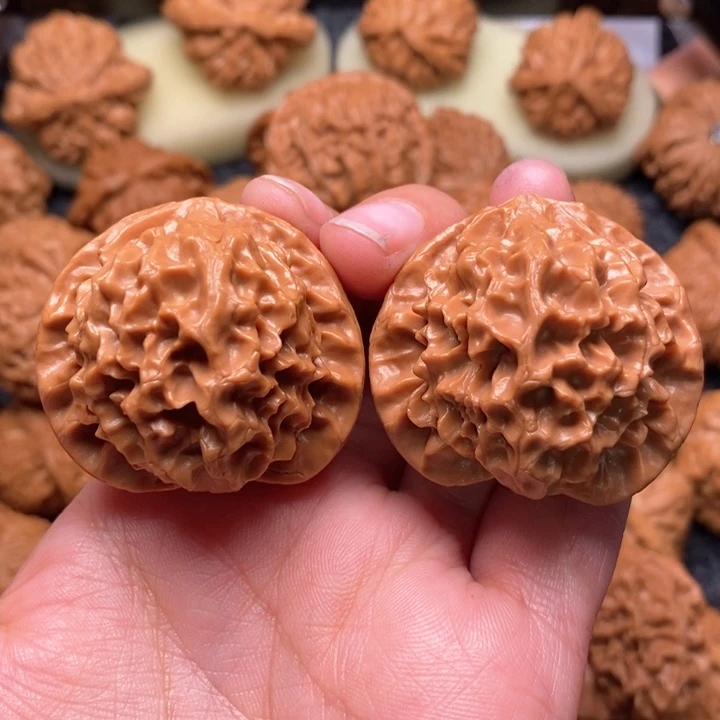 文玩核桃把件野生龙鳞39