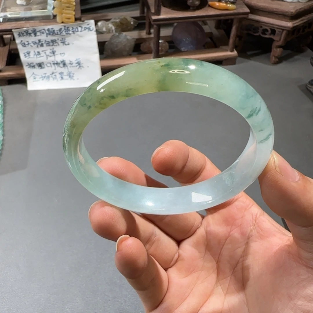 翡翠手镯未镶嵌58.8圈口
