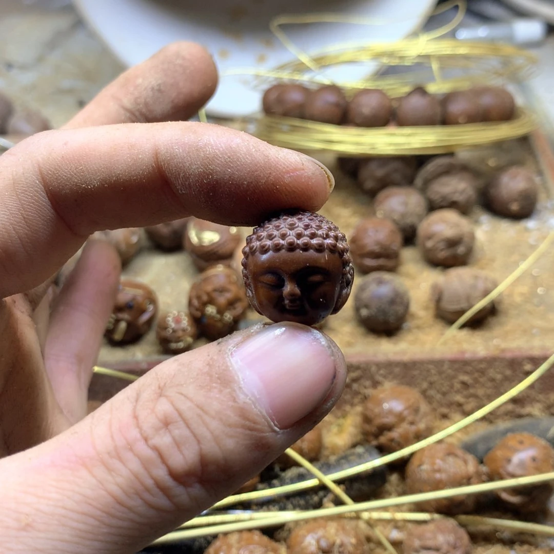 紫金鼠吊坠陈*堂宝宝佛满镶嵌银子