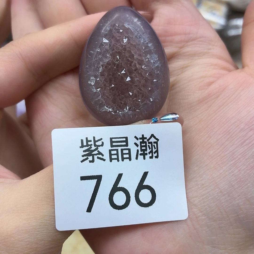 未镶嵌水晶大型摆件（非配饰）