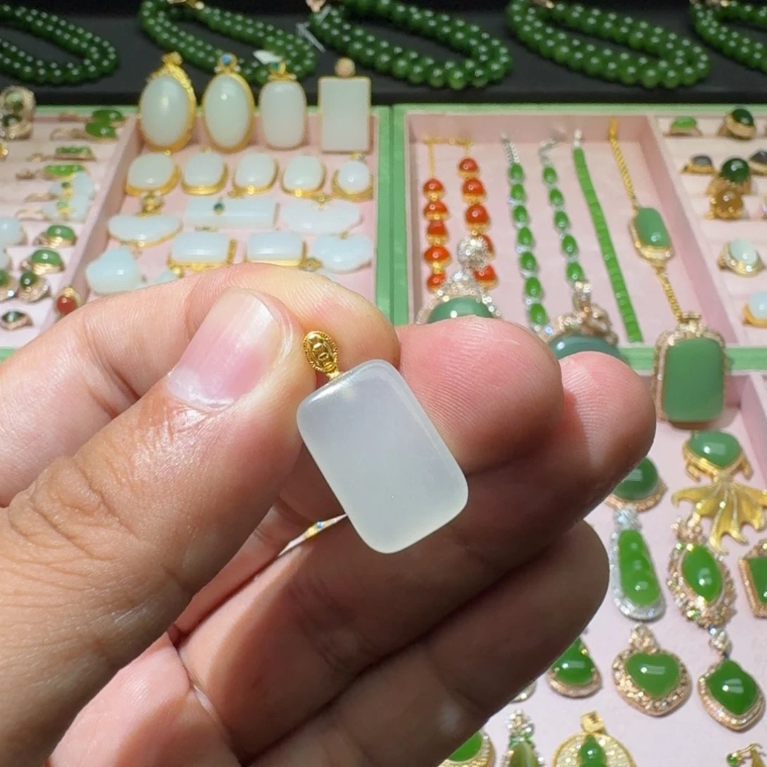 和田玉18K金镶嵌珠宝半成品冰白平安牌