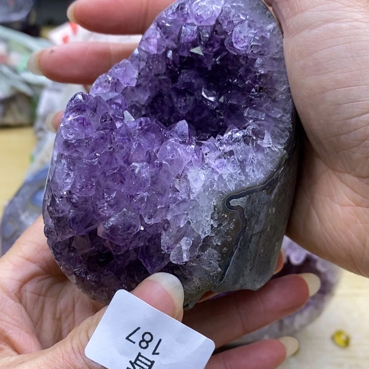 水晶大型摆件（非配饰）未镶嵌