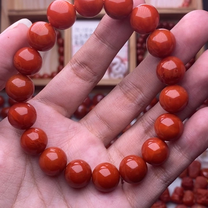 南红玛瑙配饰未镶嵌