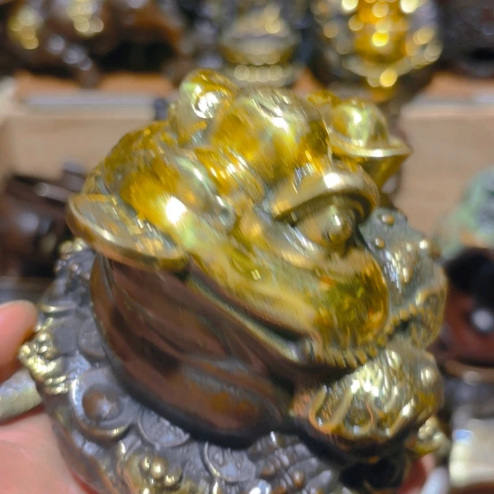 铜的。全清了。一件不留！不磨叽