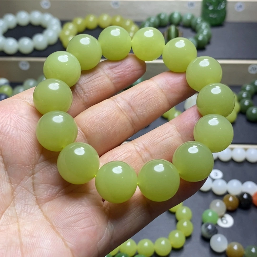 和田玉未镶嵌手串