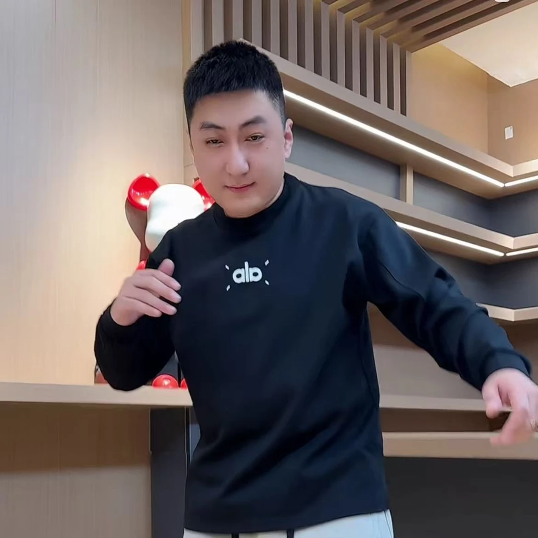 20025秋季上新纯色简约刺绣字母卫衣男女款时尚百搭T恤