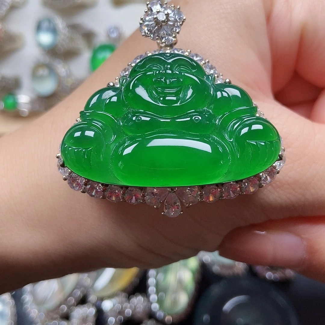 小****翡翠未镶嵌颈饰翡翠吊坠