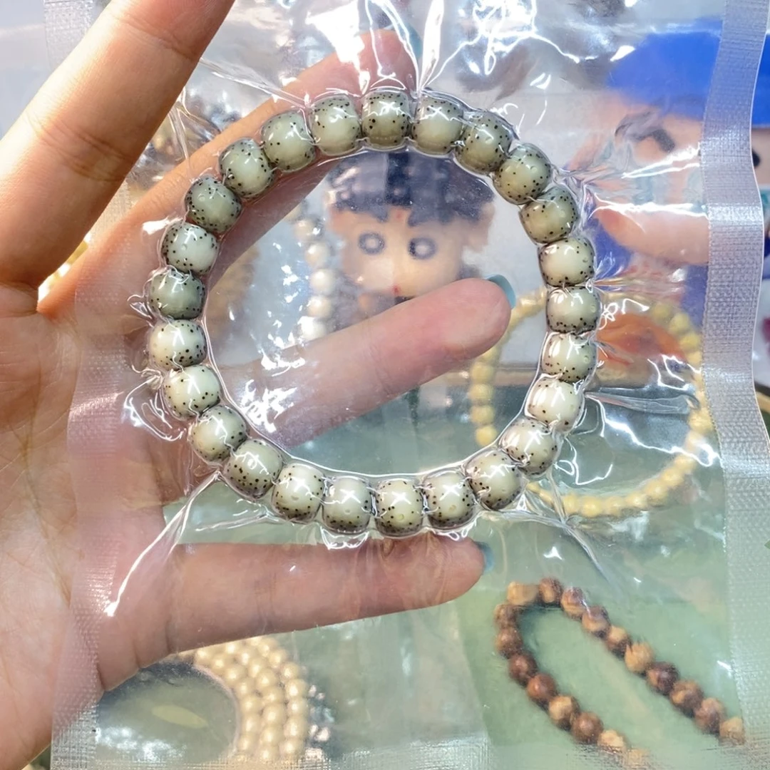 星月菩提手串石玉通体大留白