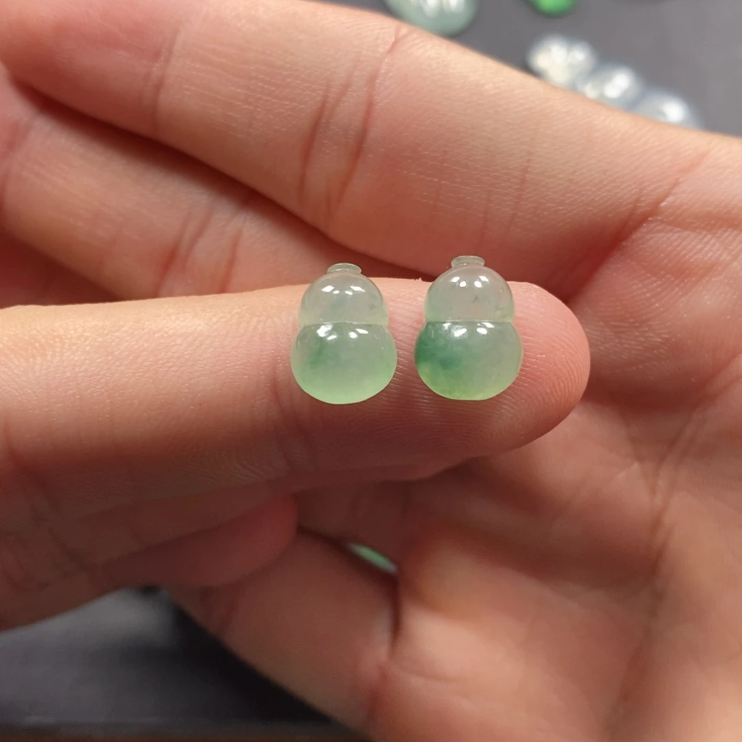翡翠挂件未镶嵌翡翠珠宝翡翠珠宝