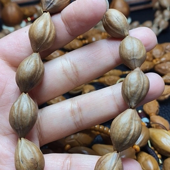 橄榄核吊坠橄榄核