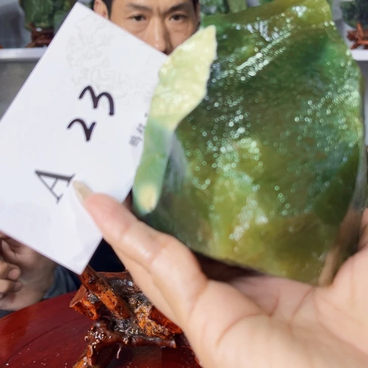 岫玉未镶嵌原料原料