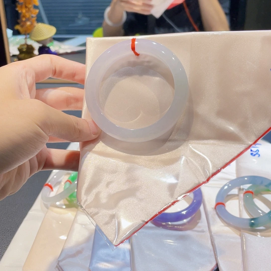 翡翠手镯未镶嵌翡翠手镯55圈口