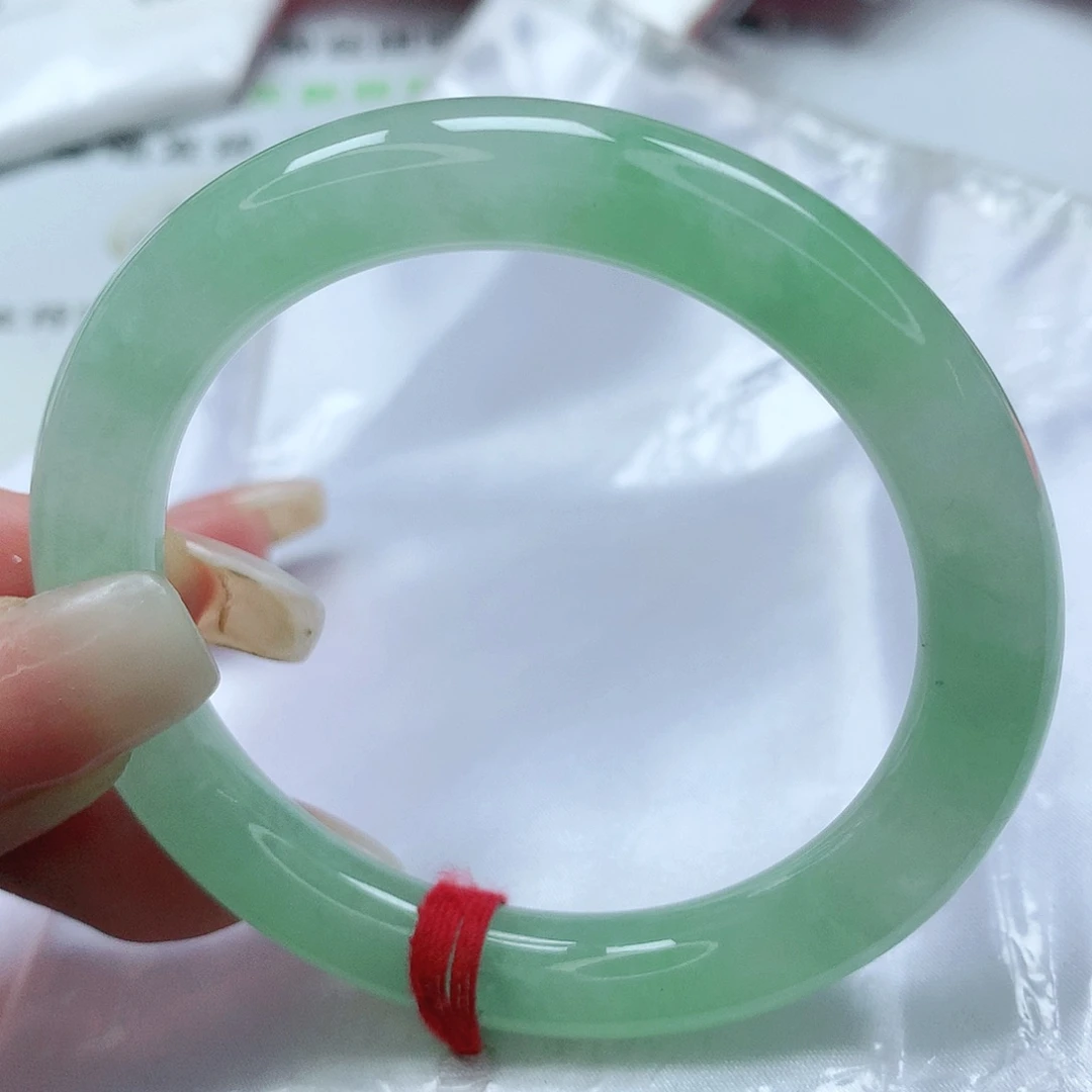 【闪购商品】翡翠手镯未镶嵌缅甸天然A货翡翠