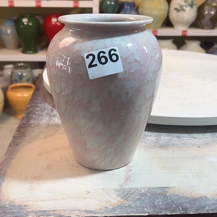 花瓶白泥口9，高20。266，摆件