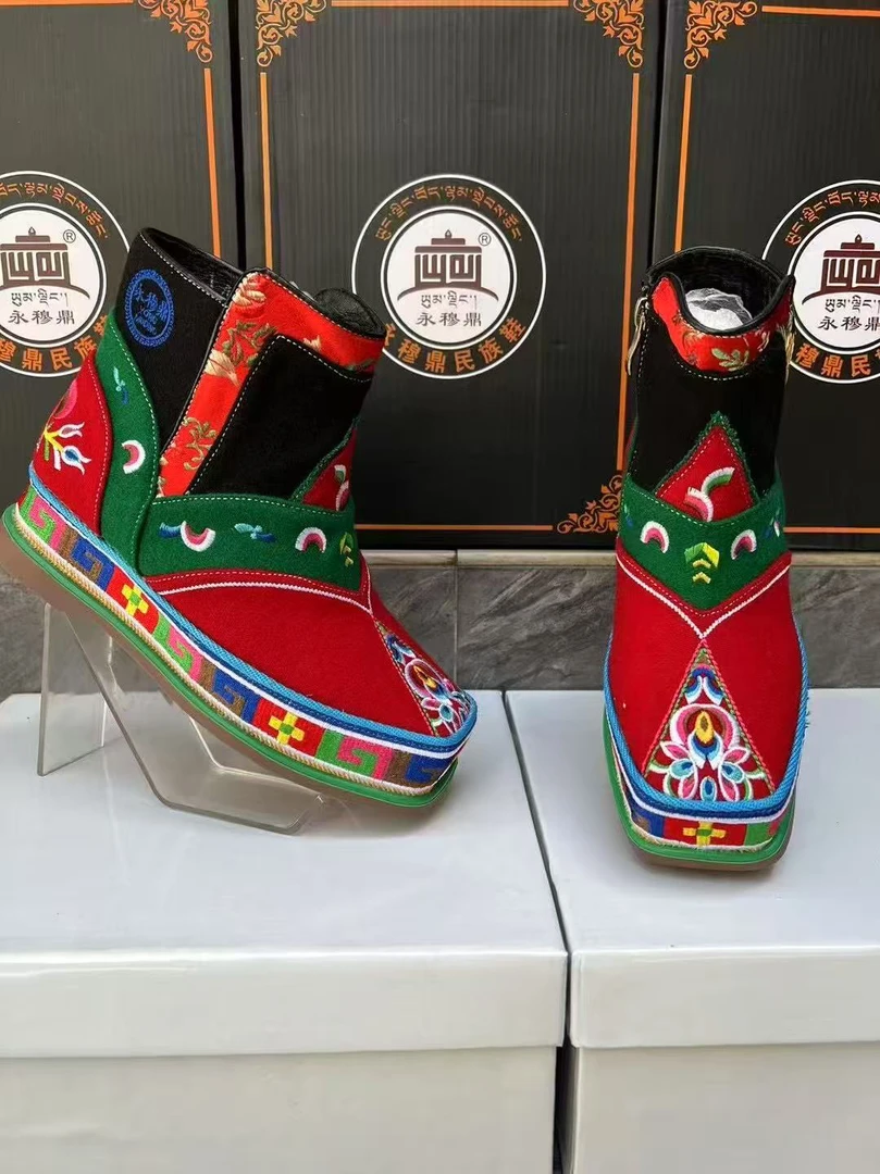 藏式传统厚款绣花鞋