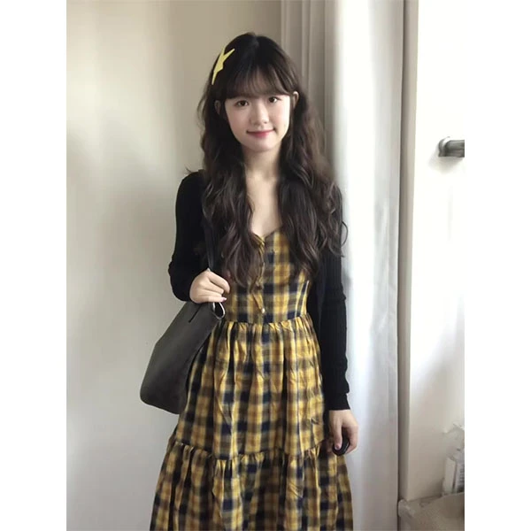 韩系新款甜美风套装黑色气质长袖开衫女秋季格子吊带连衣裙两件套