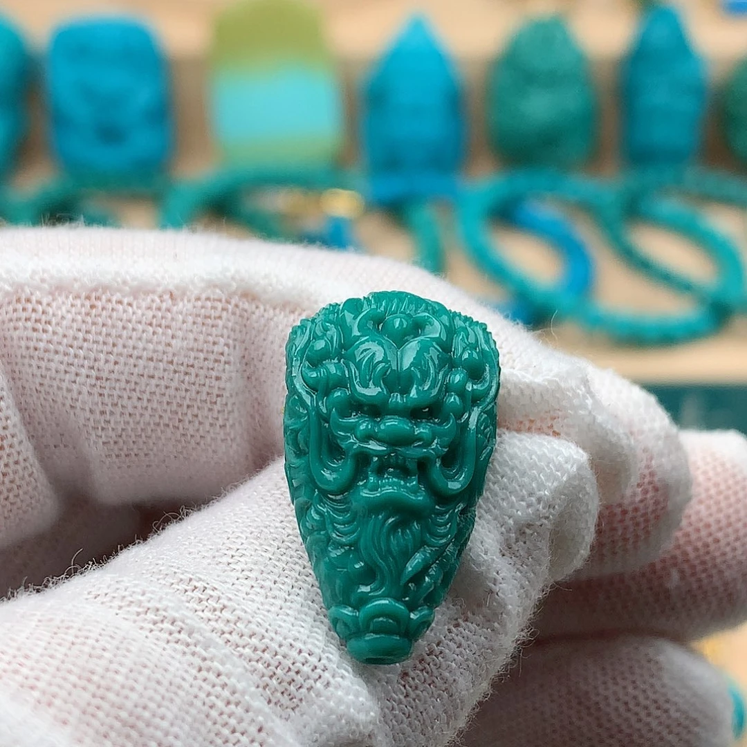 南红玛瑙未镶嵌珠宝奇石