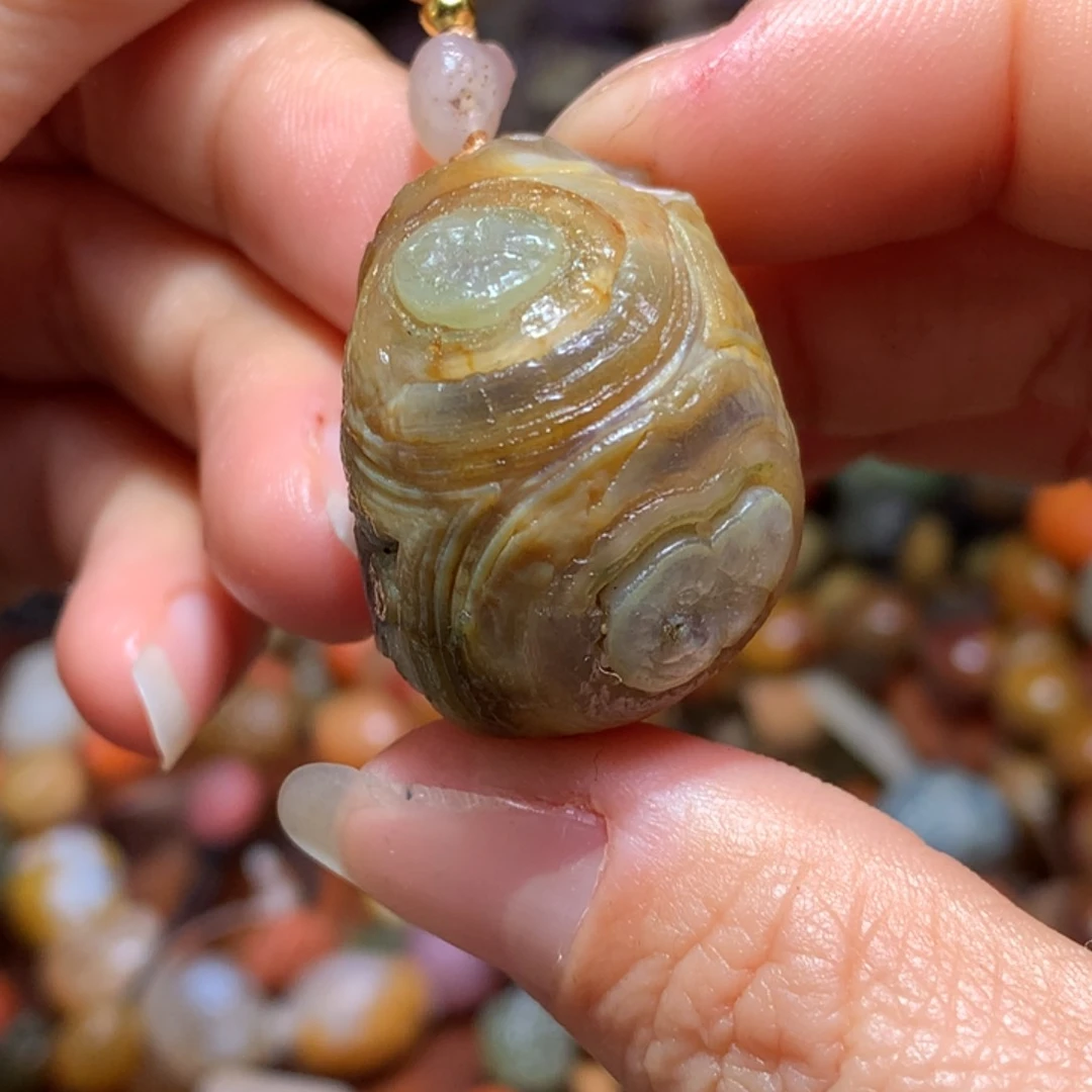 未镶嵌玛瑙/玉髓珠宝半成品