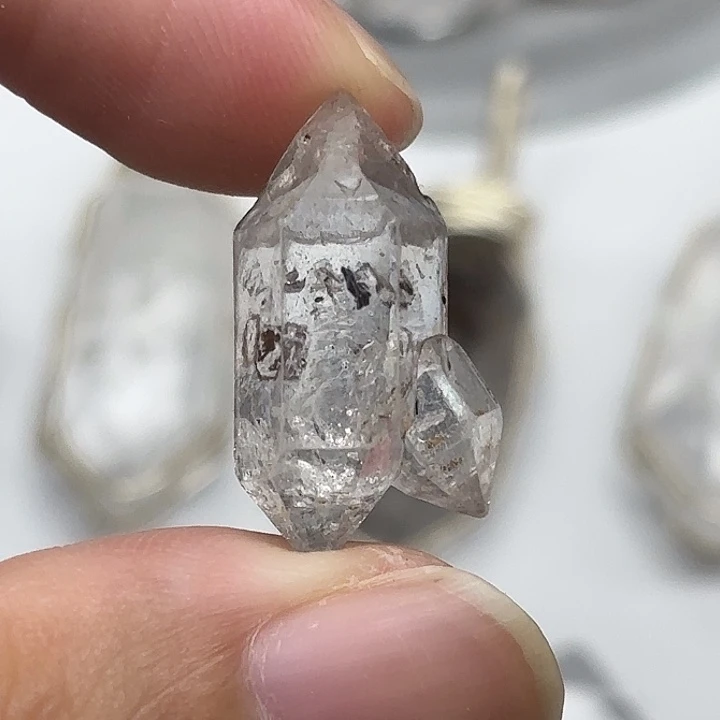水晶颈饰未镶嵌共生闪灵钻23mm+