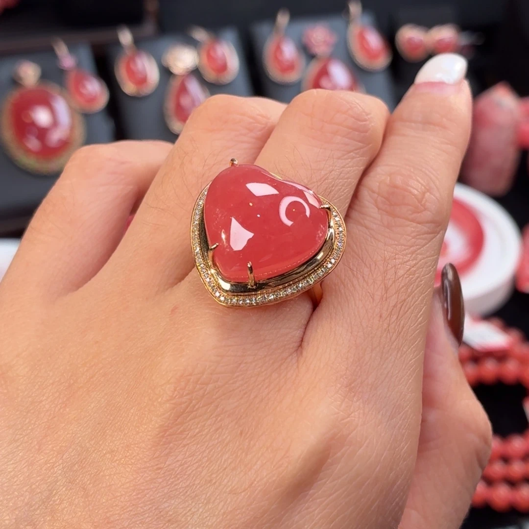 菱锰矿（红纹石）18K金镶嵌戒指