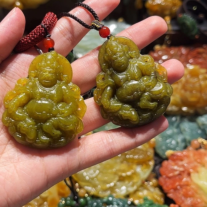 岫玉未镶嵌毛衣链