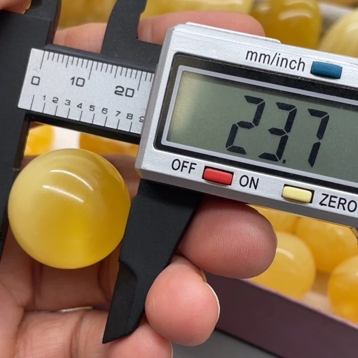 未镶嵌琥珀裸石蜜蜡