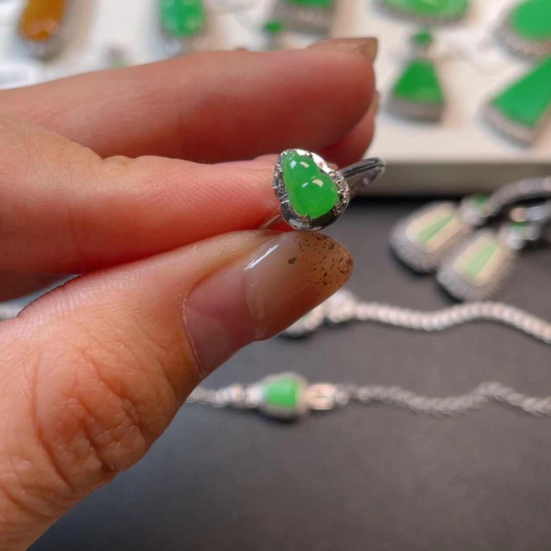 翡翠吊坠(不含链)银S925镶嵌戒指