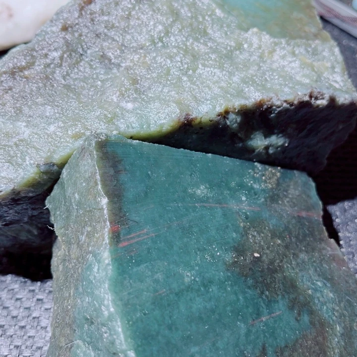 和田玉未镶嵌珠宝奇石