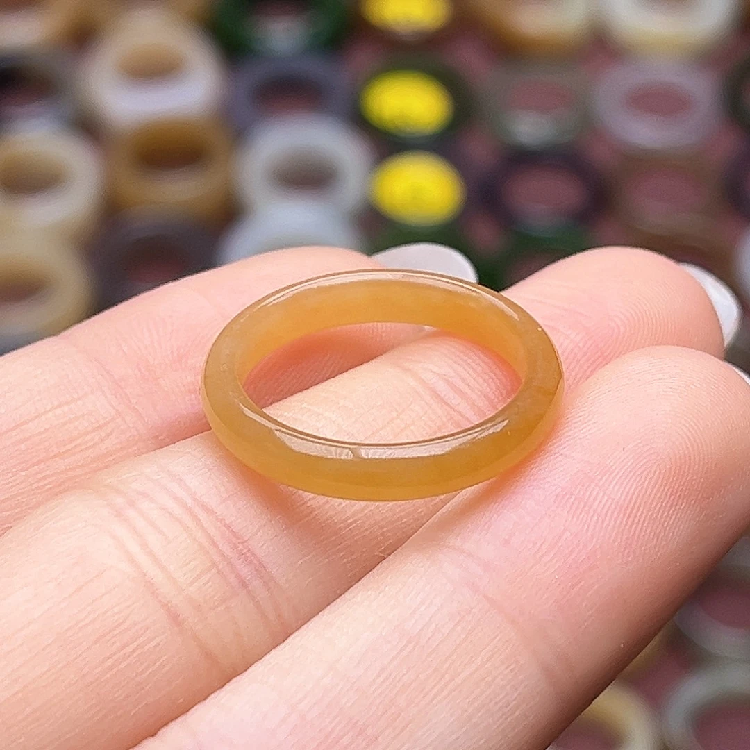 ღ***呀和田玉未镶嵌戒指