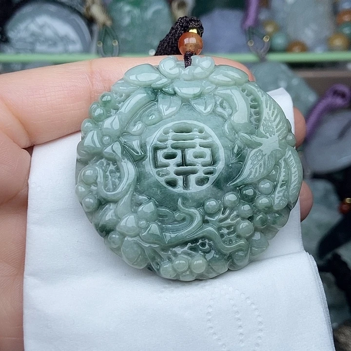 翡翠未镶嵌颈饰翡翠双面