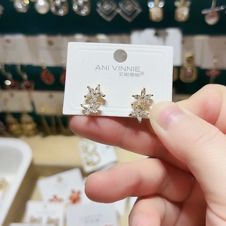 合金合金花朵耳钉