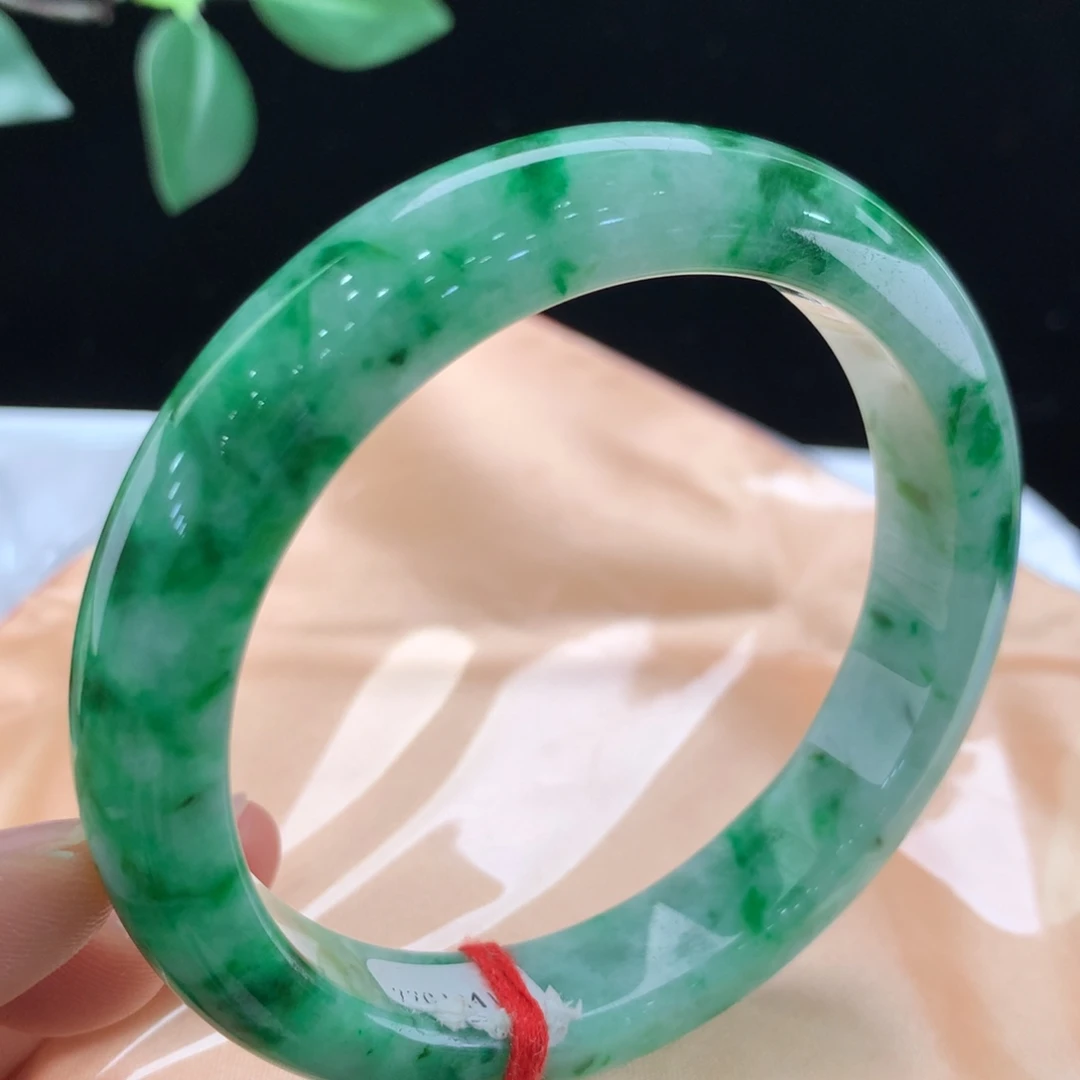 O***9未镶嵌手镯翡翠111-0151