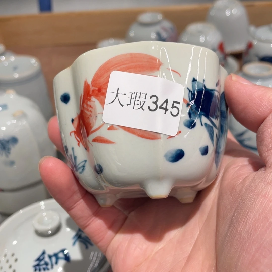 釉下手绘茶具微瑕