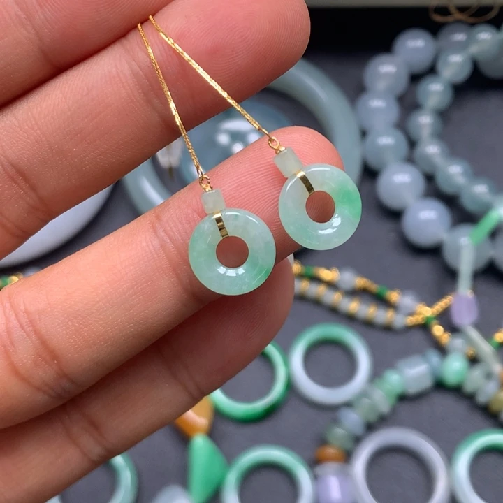 翡翠18K金镶嵌耳饰甜甜圈