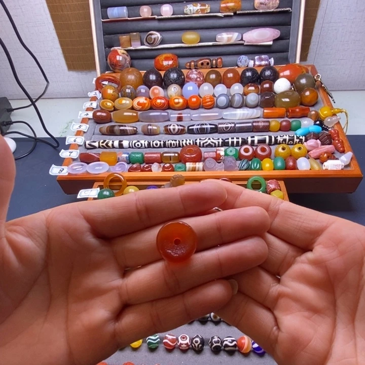 玛瑙/玉髓未镶嵌巴西玛瑙饰品桶珠