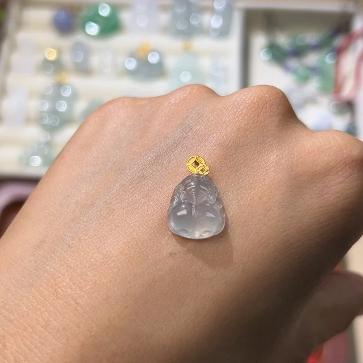 翡翠18K金镶嵌颈饰貔貅016