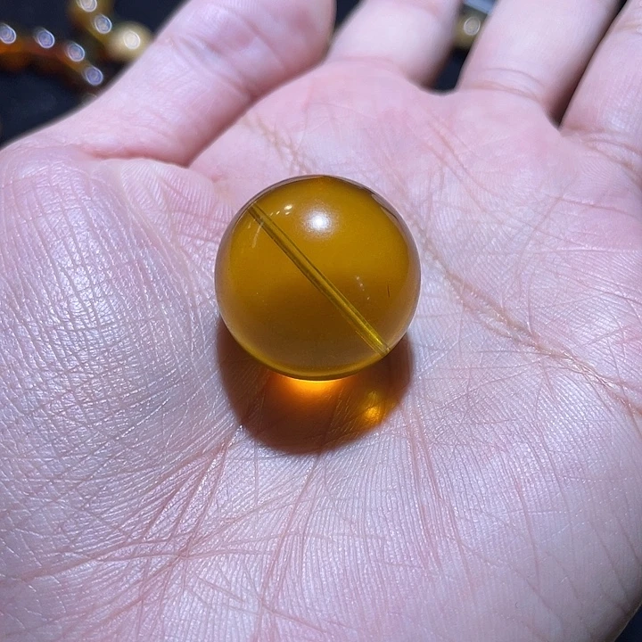 金***豆琥珀未镶嵌裸石单珠