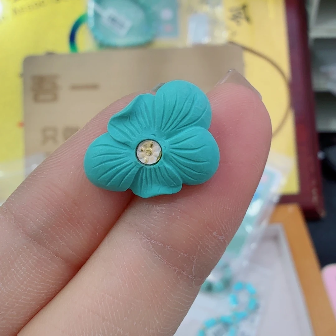 未镶嵌绿松石珠宝奇石
