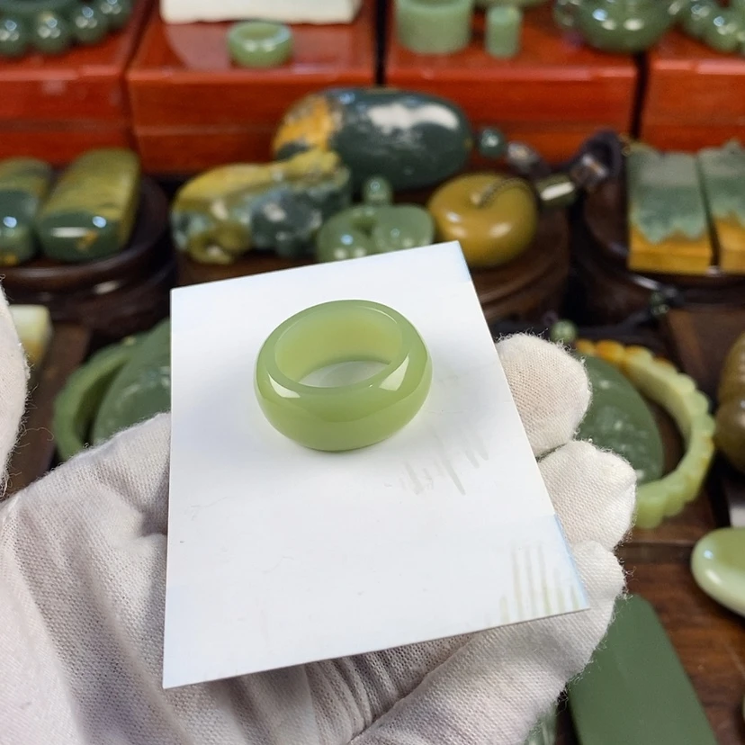 【闪购商品】岫岩老玉（透闪石质玉）扳指未镶嵌萧*