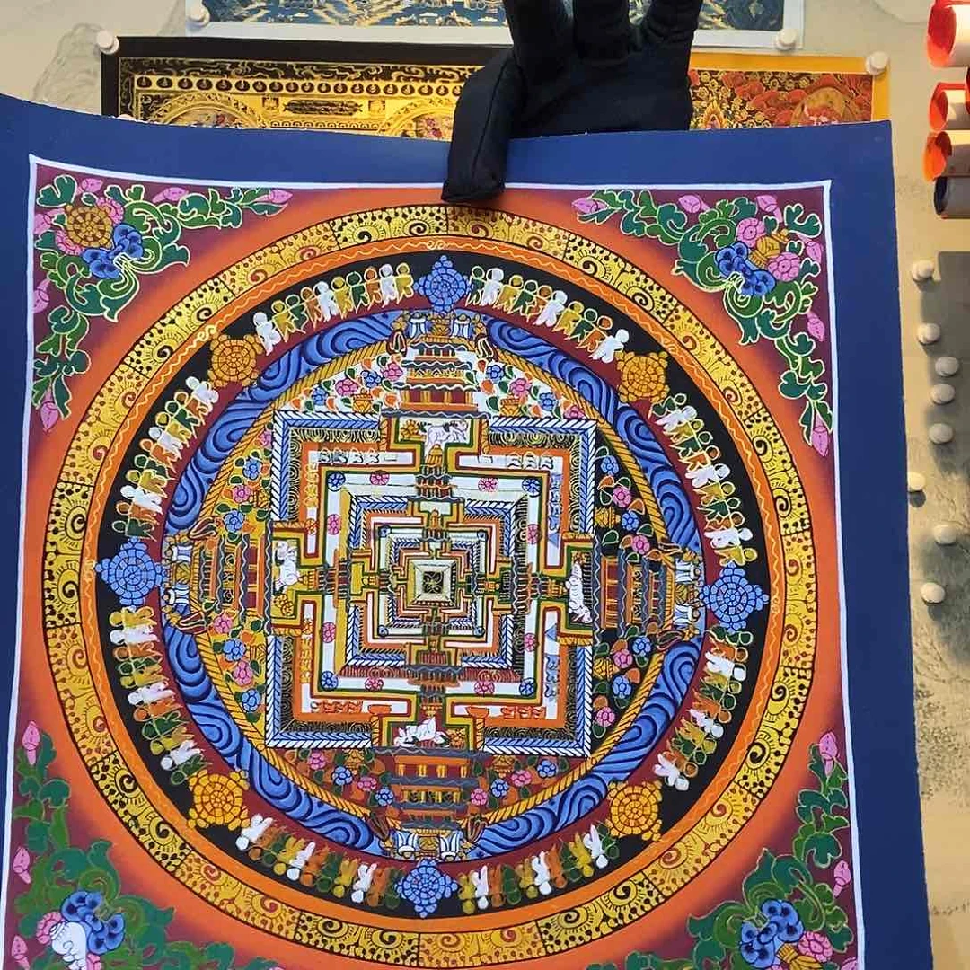 卷轴画纯手绘坛城唐卡27厘米左右