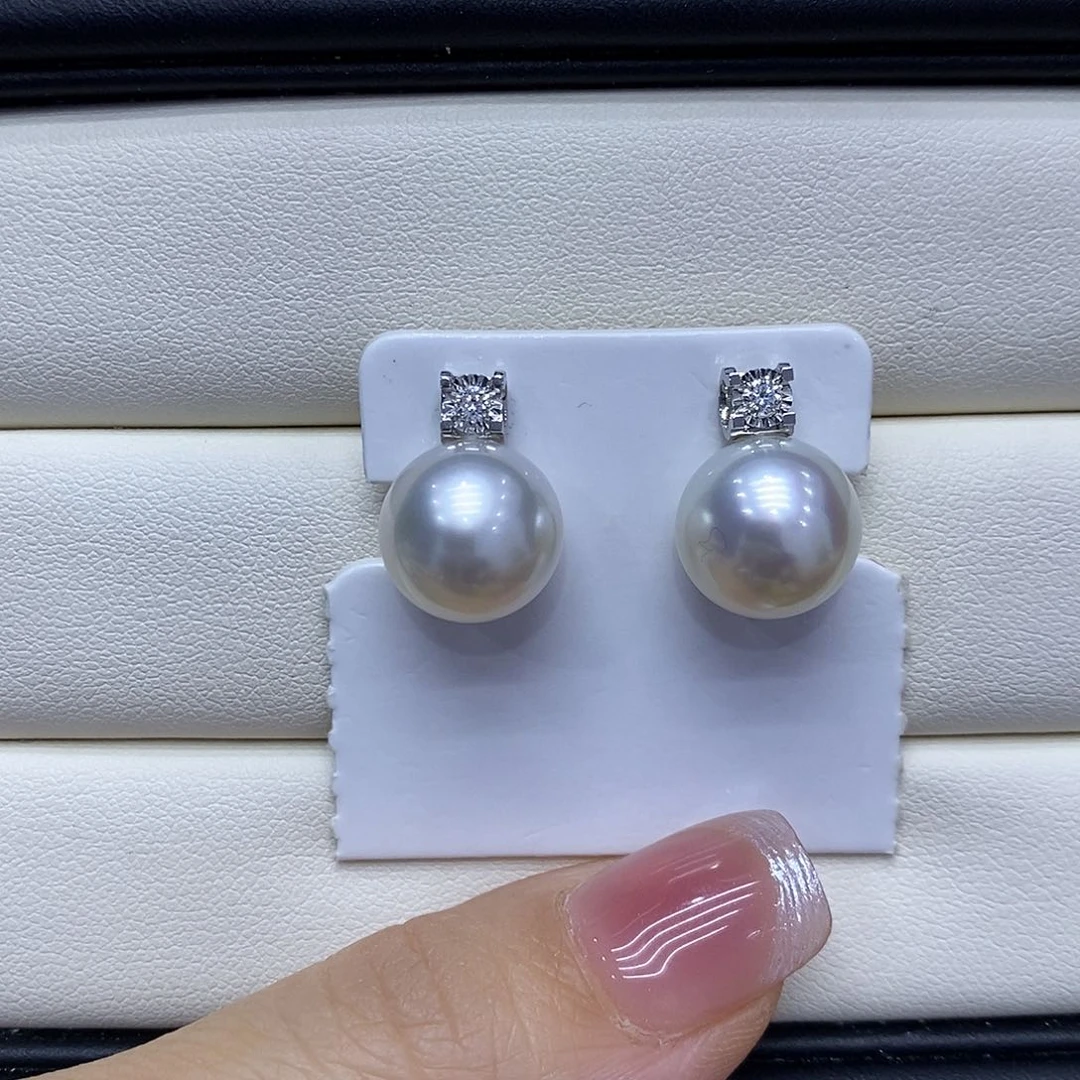 18K金镶嵌海水珍珠耳饰11到12点位
