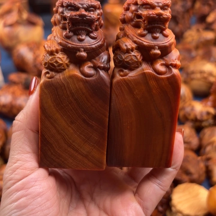 H***e太行崖柏手把件的设计和制作