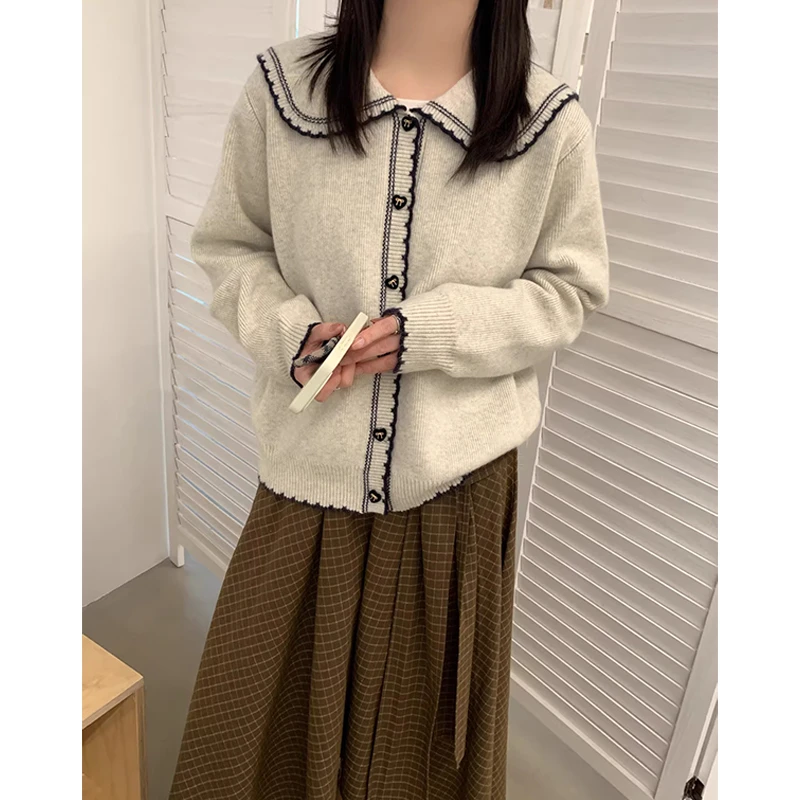 秋冬新款韩版宽松时尚娃娃领甜美针织开衫女大码百搭休闲保暖毛衣