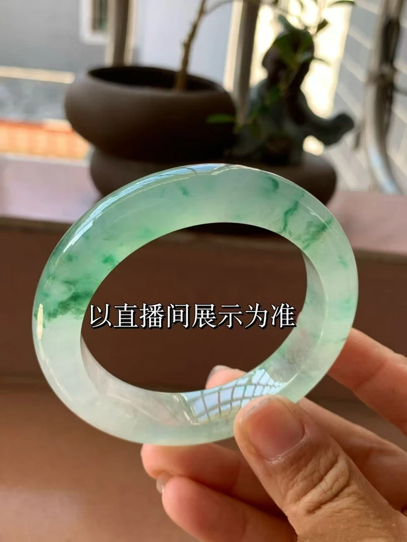 [对应价格直接拍]时尚缅风美人手镯