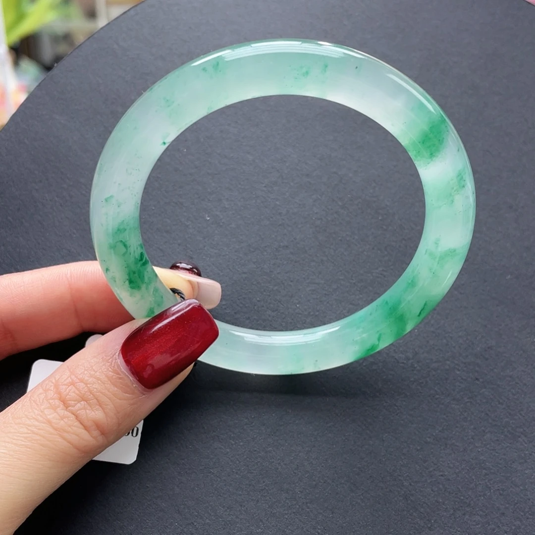 石英质玉未镶嵌手镯57