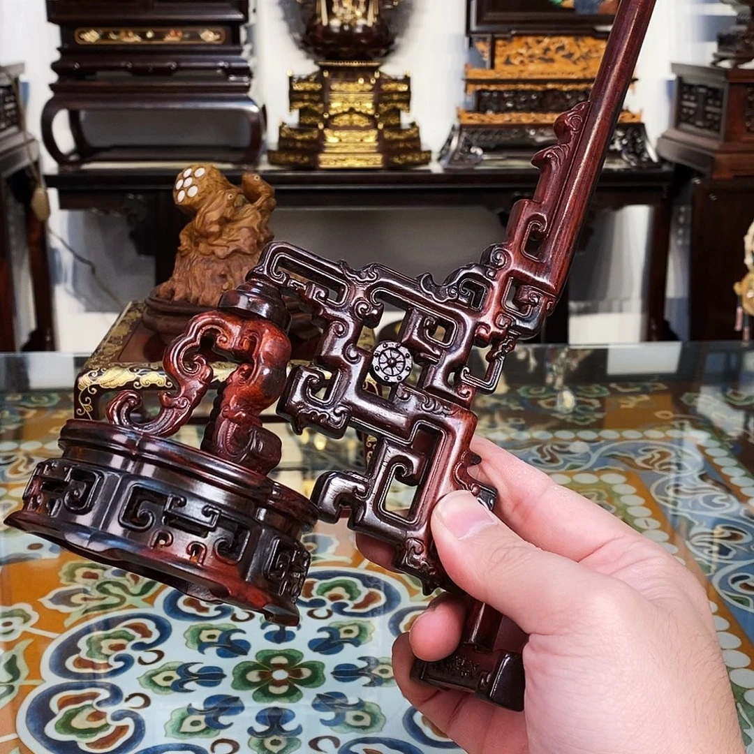 红酸枝木类成套家具大红酸枝架子