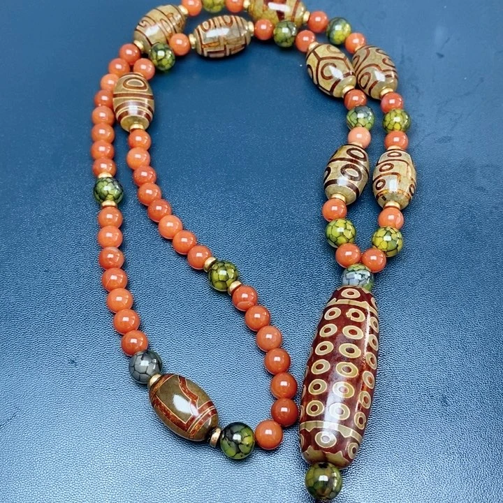 玛瑙/玉髓颈饰未镶嵌