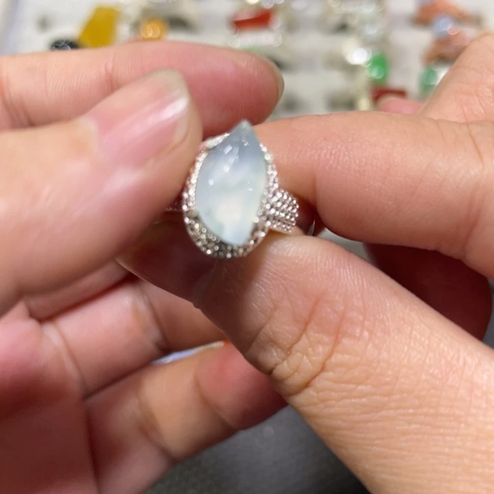 翡翠未镶嵌戒指缅甸天然翡翠